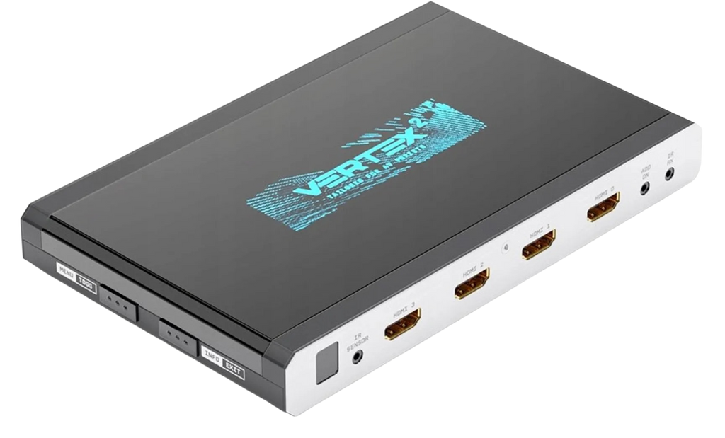Matriz e switcher HDMI HDfury Vertex 2 vistos de cima em ângulo, lado das entradas: sensor IR, quatro entradas HDMI numeradas de 0 a 3, fichas add-on e IR RX