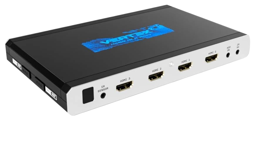Switcher HDMI HDfury Vertex 2 em ângulo sobre fundo branco, com o sensor IR e as quatro entradas HDMI ao longo do rebordo frontal